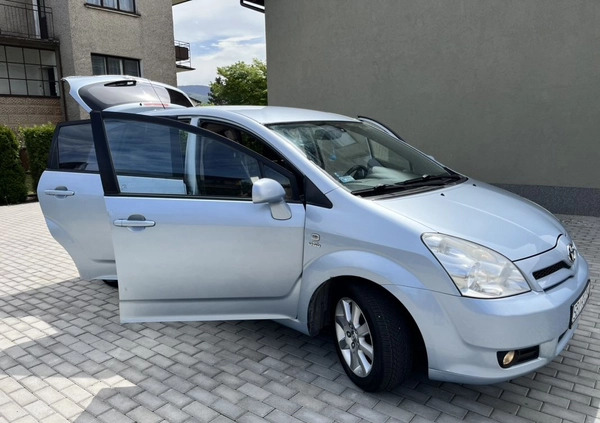 Toyota Corolla Verso cena 15333 przebieg: 326158, rok produkcji 2004 z Biała małe 529